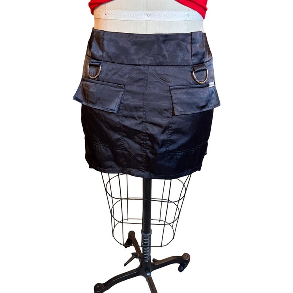 Weathervane Cargo Mini Skirt Womens 9 Black Excellent Y2K Utility D-Ring Pockets - Picture 3 of 9